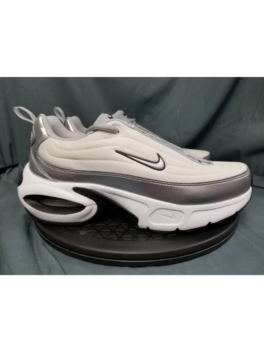 Nike Air Max Portal SE Silver Phantom Sneakers Mesh Women's Size 9.5 NEW No BOX